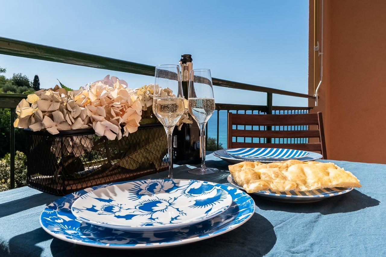Cavi Sea View Apartment لافانيا المظهر الخارجي الصورة
